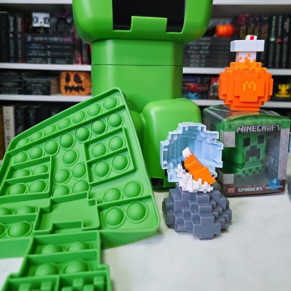 MINECRAFT Creeper Bundle - Picture 2 of 4